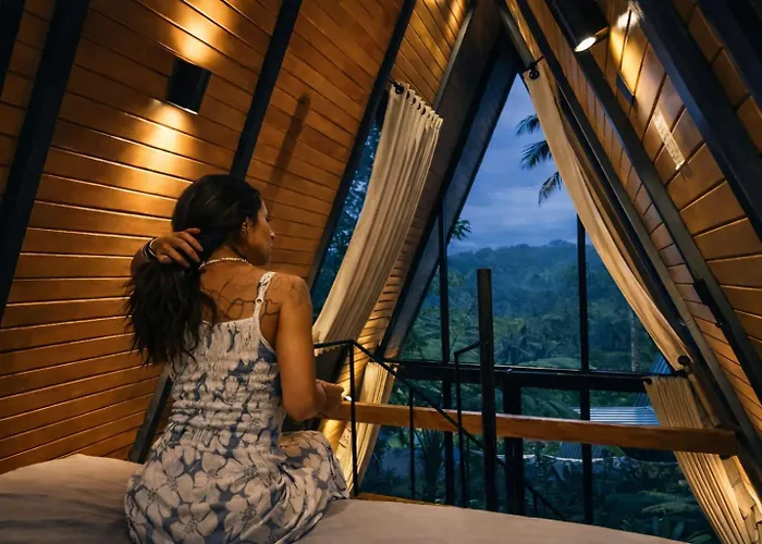 Villa Delta Casa Ubud - A-frame Jungle Retreat With Volcano View And Hot-tubs *