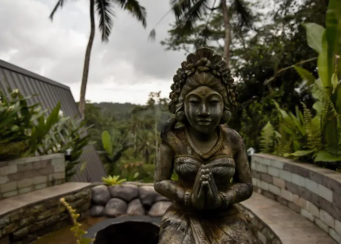 Delta Casa Ubud - A-frame Jungle Retreat With Volcano View And Hot-tubs Villa