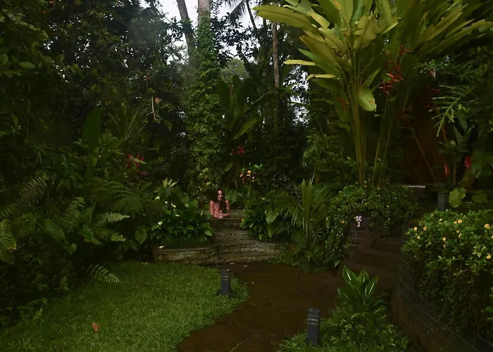 Villa Delta Casa Ubud - A-frame Jungle Retreat With Volcano View And Hot-tubs *