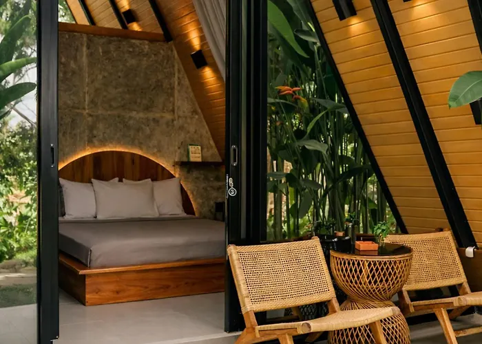 Delta Casa Ubud - A-frame Jungle Retreat With Volcano View And Hot-tubs * Payangan